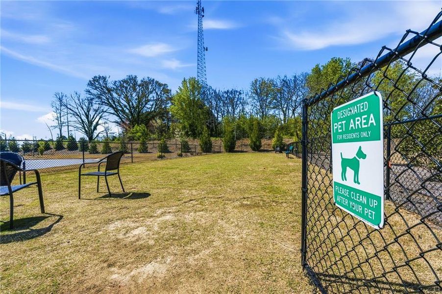 Community amenities in , Canton (Image 34). Community amenities in , Canton (Image 34).