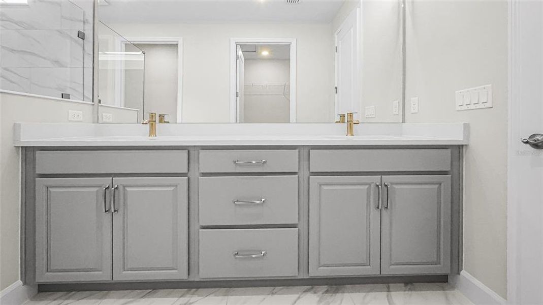 Close-up of interior finishes inside a home in Cresswind at Hammock Oaks, Lady Lake (Image 34).