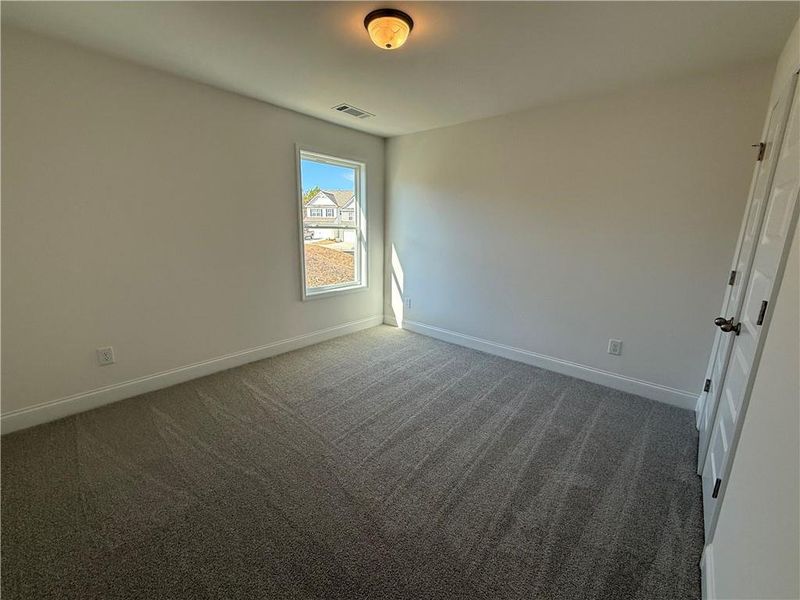 Spacious, unfurnished interior of a new home in Somerset at Riverbrook, Gainesville (Image 17).