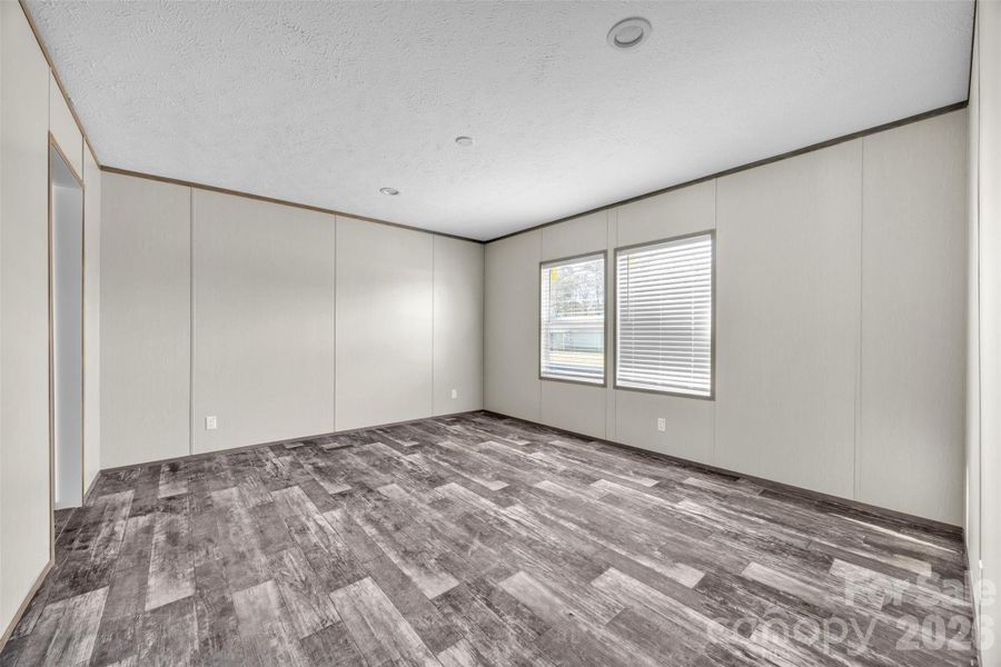 Spacious, unfurnished interior of a new home in , Taylorsville (Image 11).