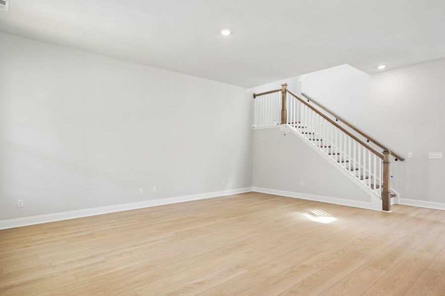 Spacious, unfurnished interior of a new home in Heron's Walk at Summers Corner, Summerville (Image 48).