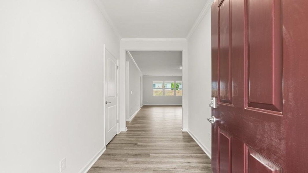 Spacious, unfurnished interior of a new home in Lost Creek, Dallas (Image 27).