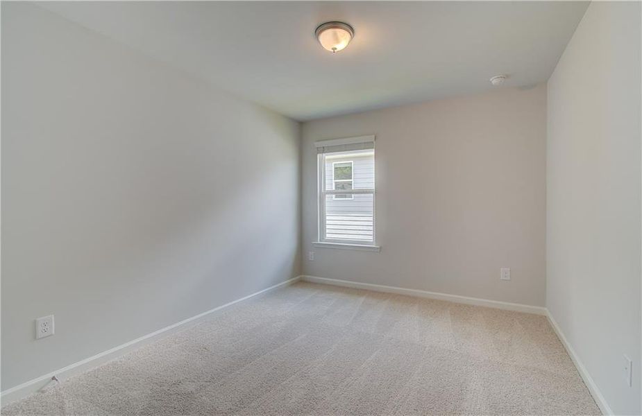 Spacious, unfurnished interior of a new home in Enclave at Evergreen, Fairburn (Image 21).