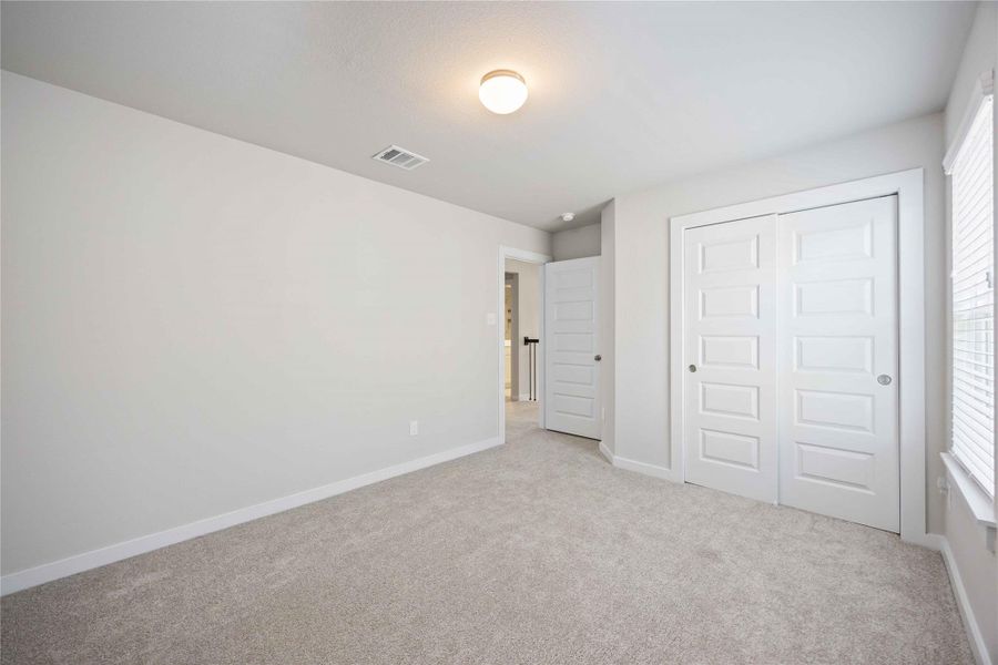 Spacious, unfurnished interior of a new home in Eagle Landing, Houston (Image 22). Spacious, unfurnished interior of a new home in Eagle Landing, Houston (Image 22).