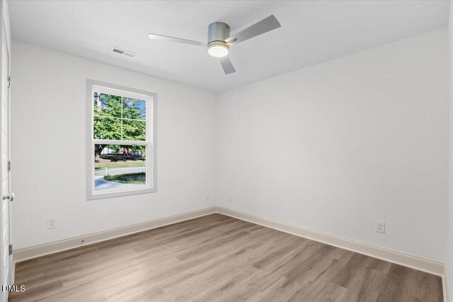 26-305 N West St-26 26-305 N West St-26