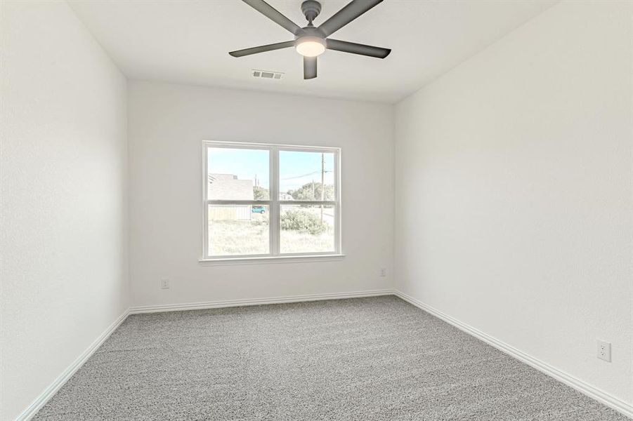 Spacious, unfurnished interior of a new home in , Granbury (Image 20). Spacious, unfurnished interior of a new home in , Granbury (Image 20).