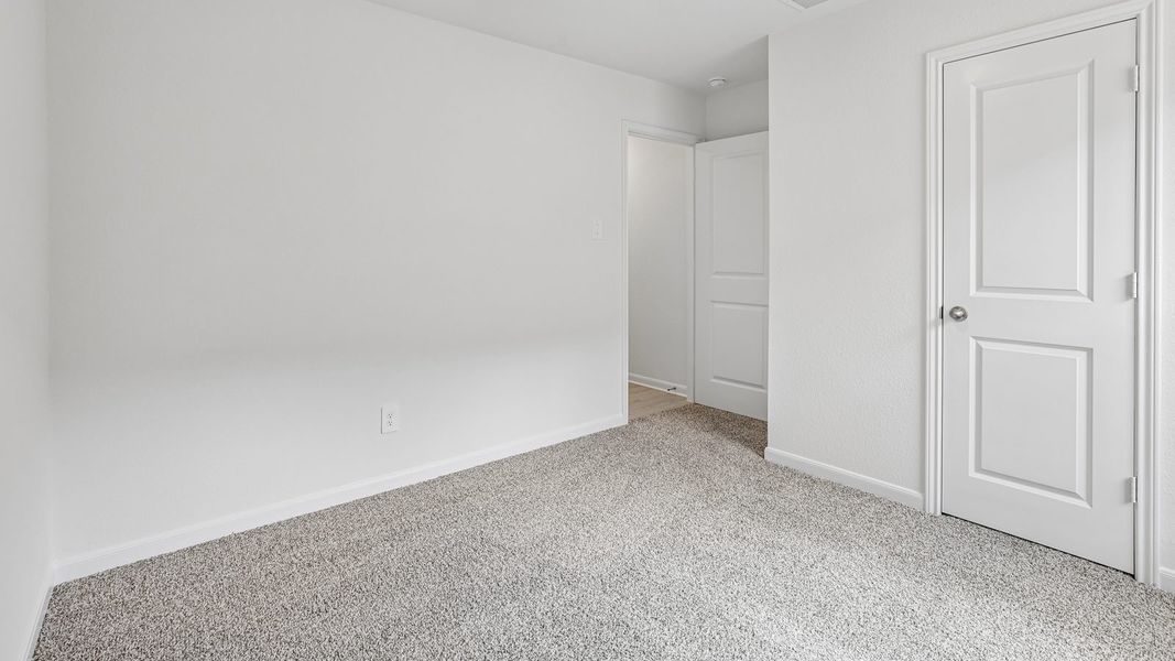 Spacious, unfurnished interior of a new home in Briarwood, Elgin (Image 30).