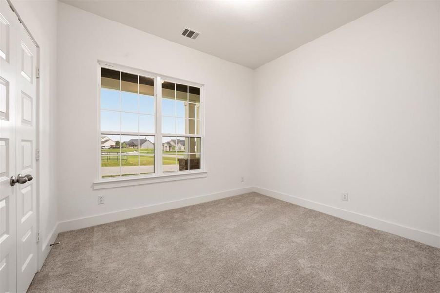 Spacious, unfurnished interior of a new home in Saddleback Estates, Boyd (Image 30). Spacious, unfurnished interior of a new home in Saddleback Estates, Boyd (Image 30).