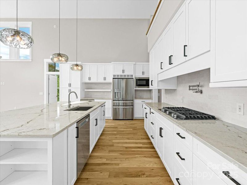 Sleek Quartz Kitchen