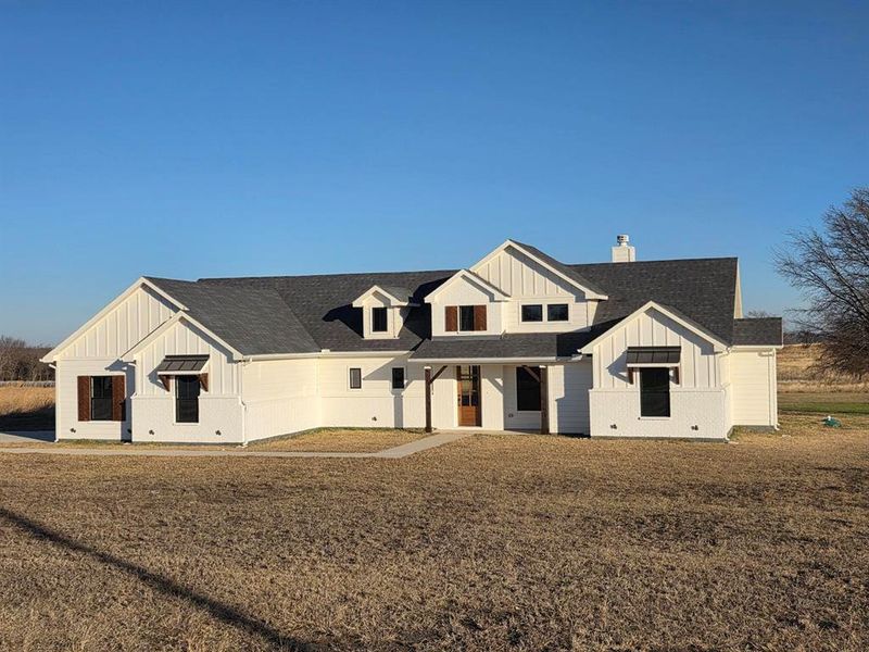 Image 33 of a home in .