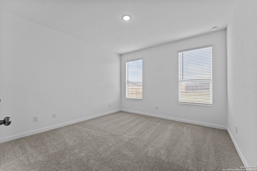 Spacious, unfurnished interior of a new home in Parkside: Coastline Collection, New Braunfels (Image 19).