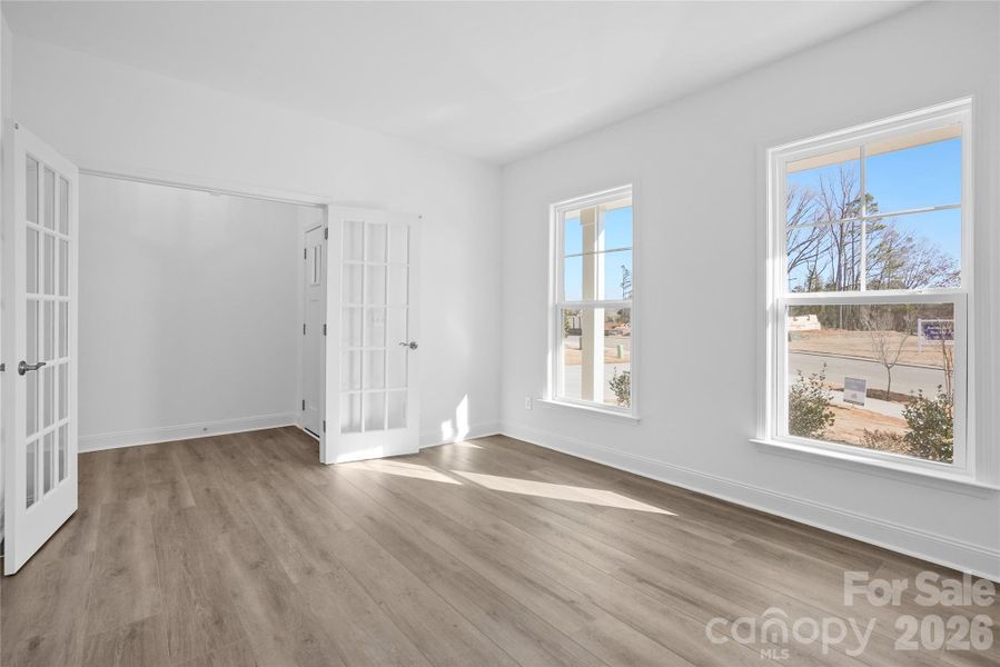 Spacious, unfurnished interior of a new home in Elmbrook, Indian Trail (Image 26).