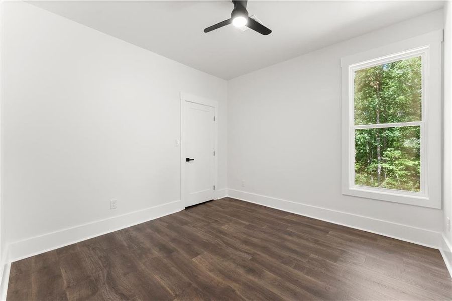 Spacious, unfurnished interior of a new home in , Gainesville (Image 23).
