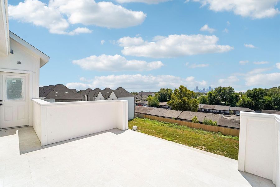 Exterior details and patio area of a home in , Houston (Image 21).
