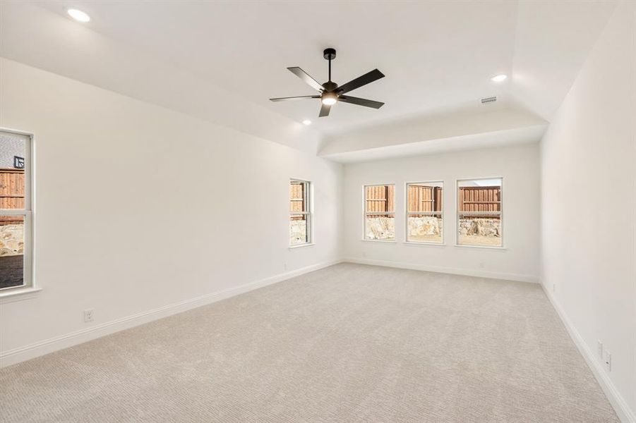 Spacious, unfurnished interior of a new home in Windsong Ranch, Prosper (Image 37).