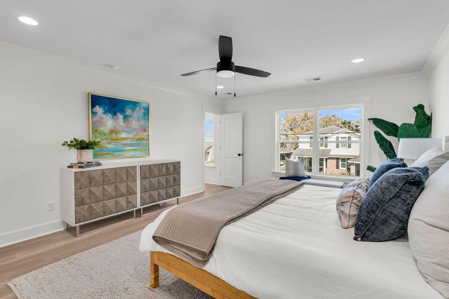 Furnished interior view inside a new home in , Charleston (Image 33).
