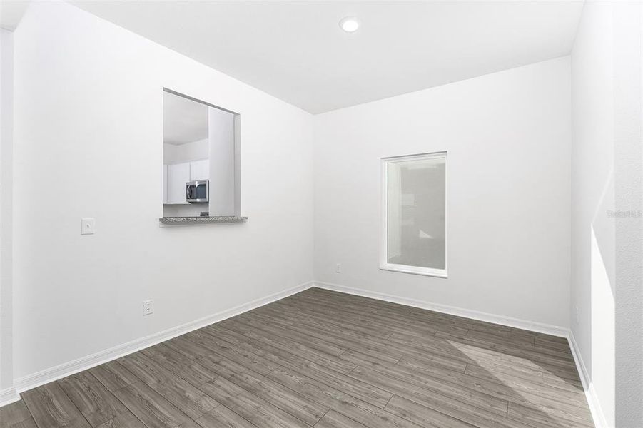 Spacious, unfurnished interior of a new home in Gum Lake Preserve, Lake Alfred (Image 15).