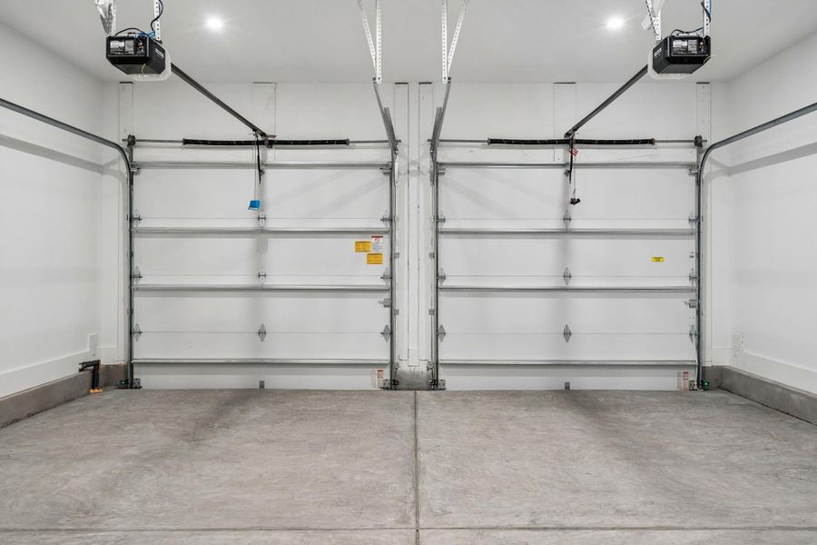 Spacious, unfurnished interior of a new home in , Mount Pleasant (Image 23).