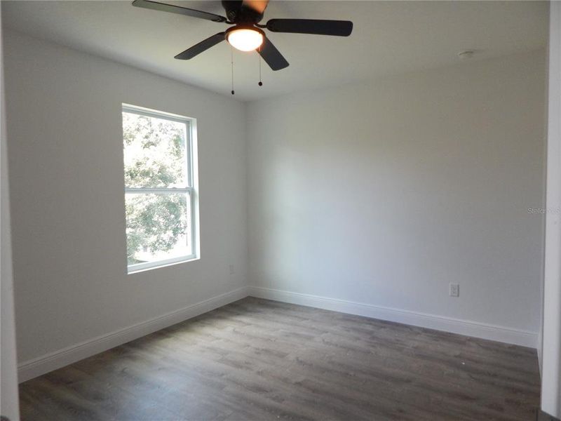 Spacious, unfurnished interior of a new home in , Tampa (Image 16).