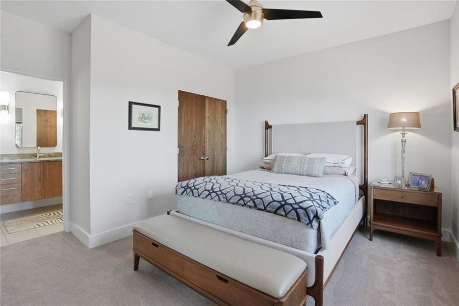 Furnished interior view inside a new home in , Jasper (Image 9).