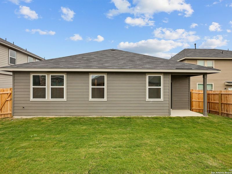 Exterior details and patio area of a home in Horizon Pointe, San Antonio (Image 22). Exterior details and patio area of a home in Horizon Pointe, San Antonio (Image 22).