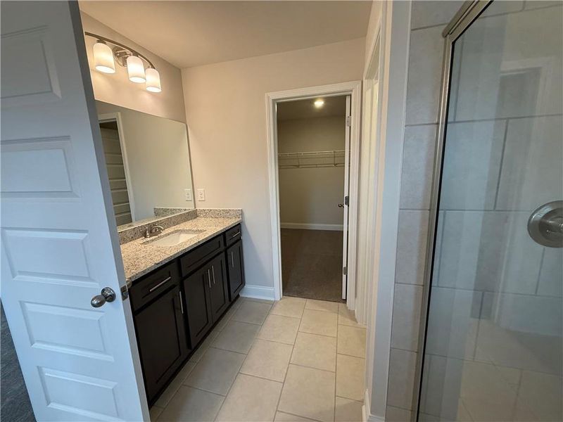 Furnished interior view inside a new home in , Gainesville (Image 5).