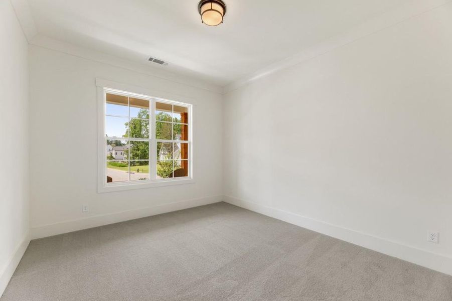 Spacious, unfurnished interior of a new home in Arden on Lanier, Cumming (Image 24).