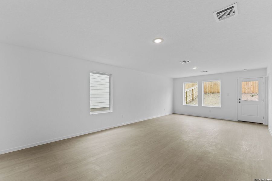 Spacious, unfurnished interior of a new home in Waterwheel, San Antonio (Image 29).