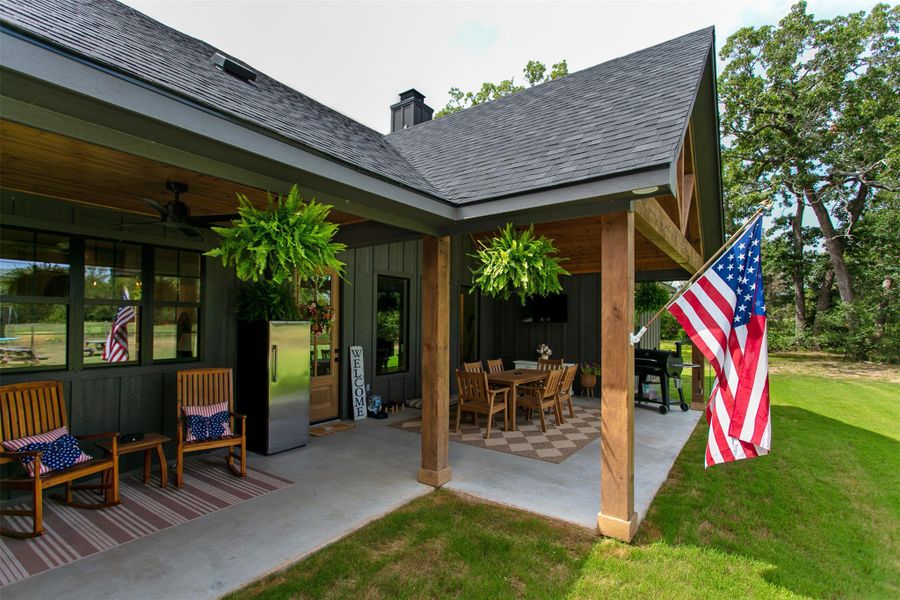 View of patio / terrace featuring a ceiling fan