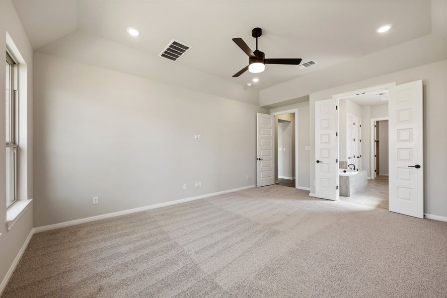 Representative unfurnished interior of a home built from the Maxwell by Ashton Woods in The Estates at La Cima, San Marcos (Image 51). Representative unfurnished interior of a home built from the Maxwell by Ashton Woods in The Estates at La Cima, San Marcos (Image 51).