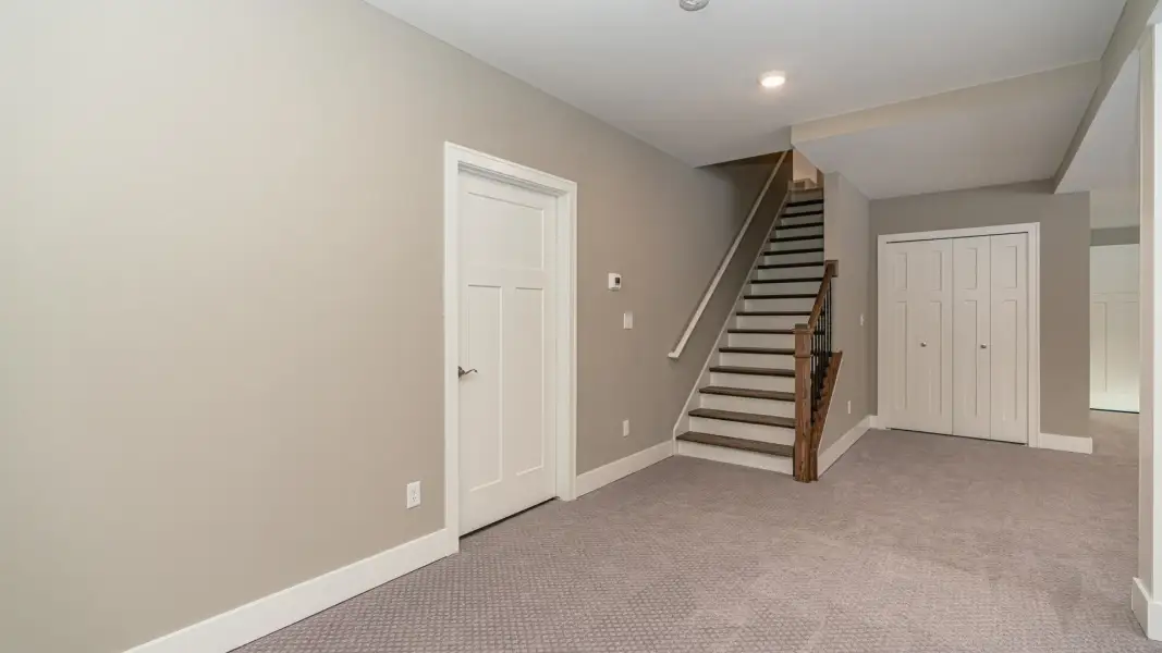 Representative unfurnished interior of a home built from the The Boulder by Norfolk Homes in Offsite Builds Southern Michigan, Ann Arbor (Image 40).