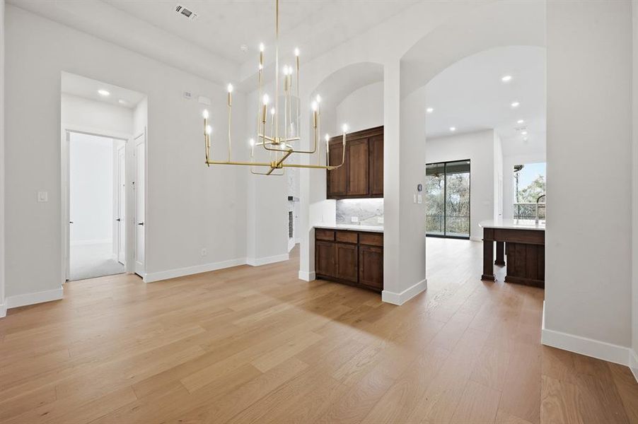 Spacious, unfurnished interior of a new home in Mustang Lakes, Celina (Image 21).