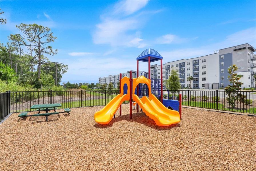 Community amenities in , Orlando (Image 30).