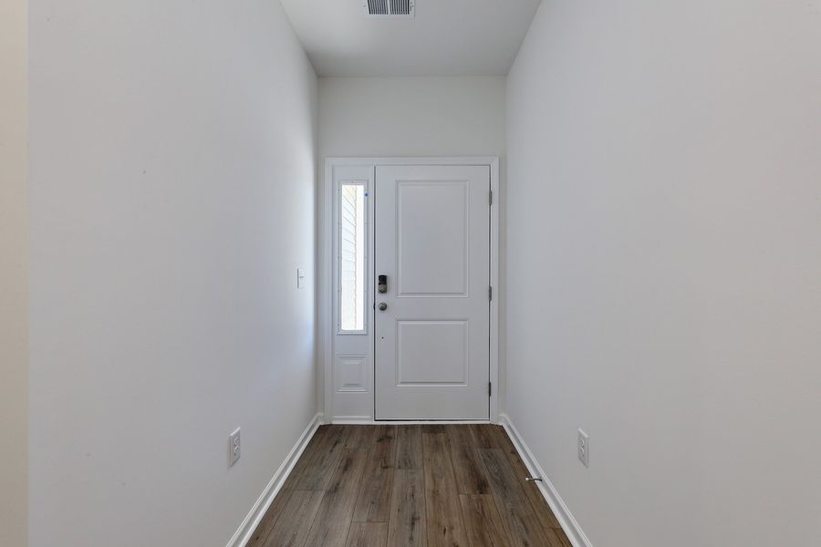 Spacious, unfurnished interior of a new home in Jordan Grove, Conway (Image 22).