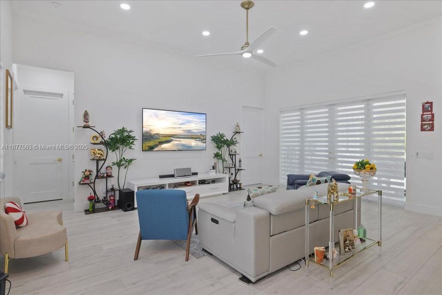 Furnished interior view inside a new home in , Lehigh Acres (Image 7).