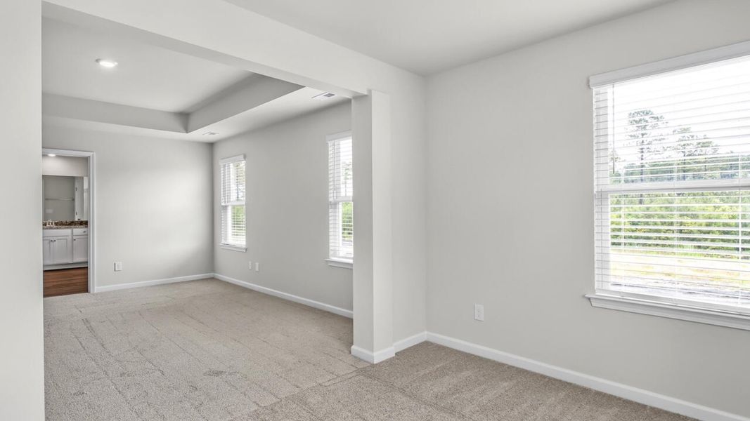 Spacious, unfurnished interior of a new home in Magnolia Ridge at Blake Farm, Wilmington (Image 33).