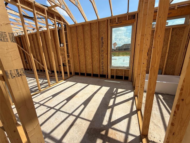 secondary bedroom off garage 11x10