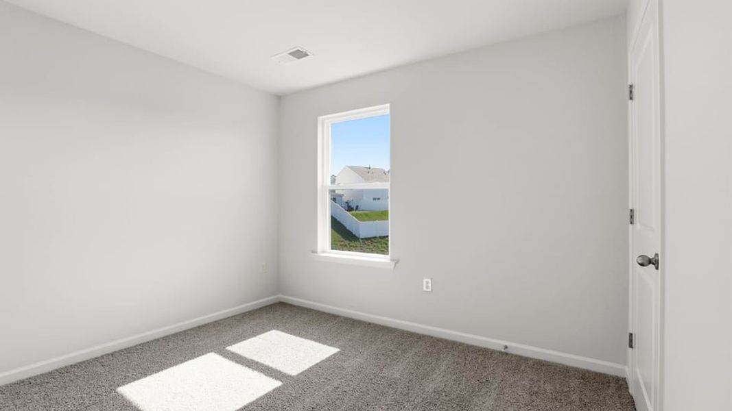 Spacious, unfurnished interior of a new home in Cedar Gap, Fountain Inn (Image 29).