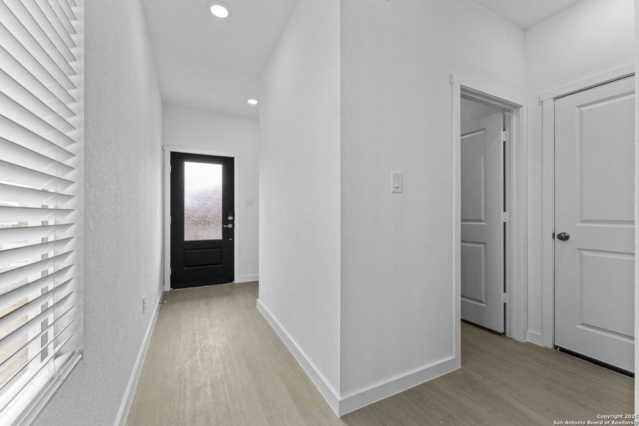 Spacious, unfurnished interior of a new home in Hightop Ridge, Converse (Image 24).