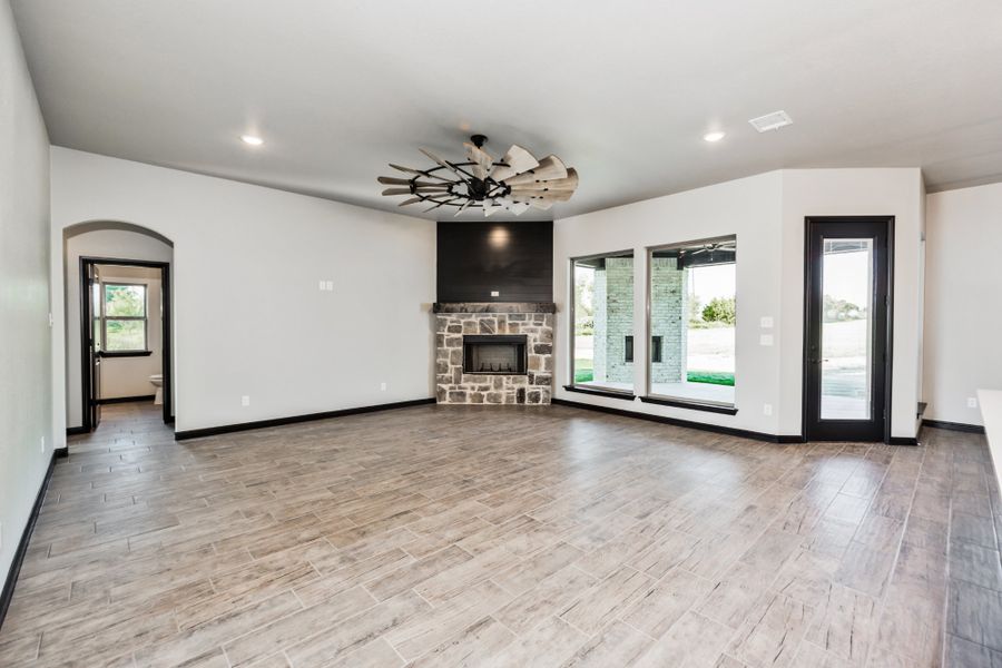 Image 20 representing the The Bennett by Doug Parr Custom Homes in Kessler Farms, Brock, TX.