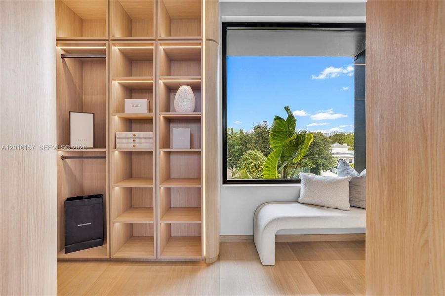 Furnished interior view inside a new home in , Miami Beach (Image 63).