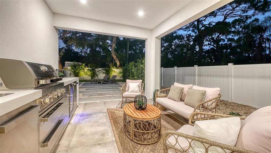 Image 83 of a home in .
