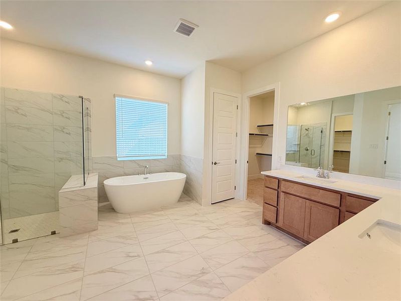 Furnished interior view inside a new home in Polo Ridge, Forney (Image 9).