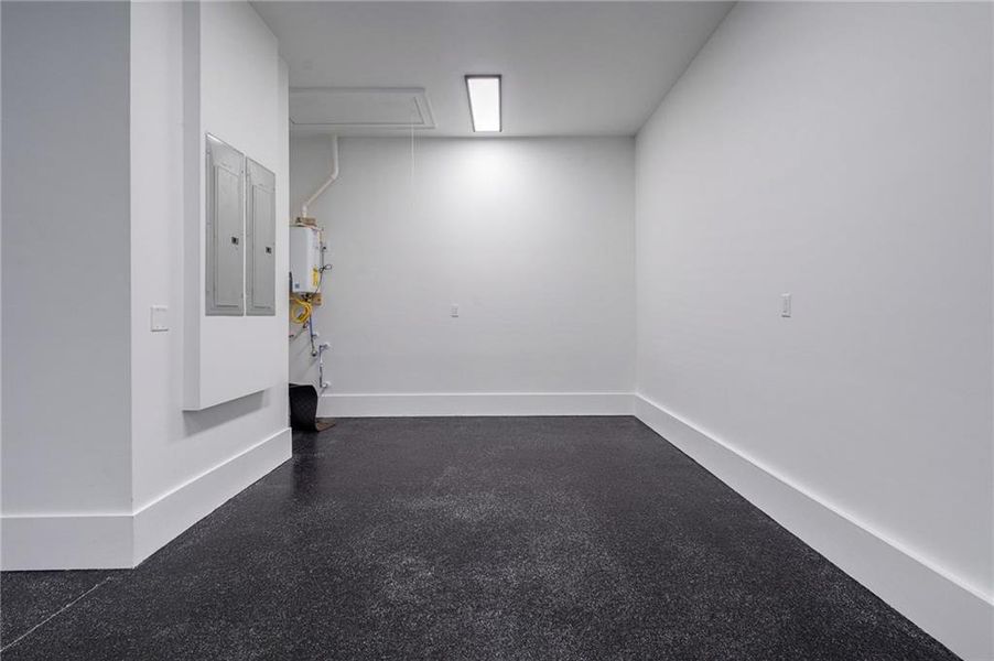 Spacious, unfurnished interior of a new home in , Loganville (Image 90). Spacious, unfurnished interior of a new home in , Loganville (Image 90).