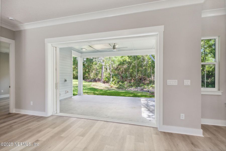 Spacious, unfurnished interior of a new home in , Yulee (Image 17).