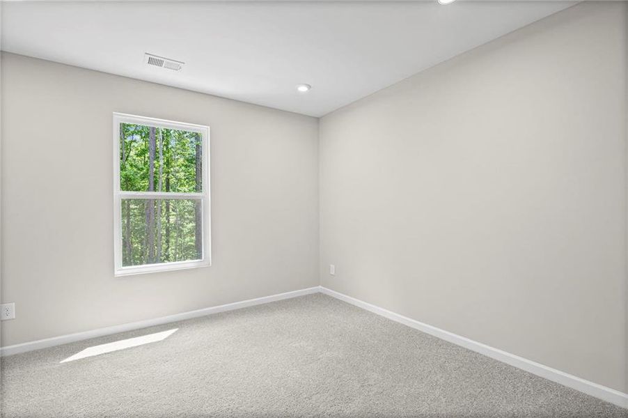 Spacious, unfurnished interior of a new home in Sage Woods, Dallas (Image 29).