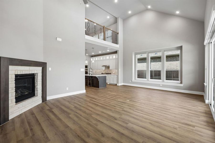Spacious, unfurnished interior of a new home in , Fort Worth (Image 37).