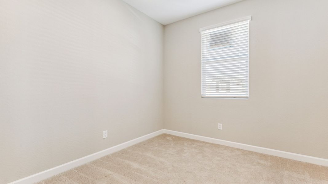 Spacious, unfurnished interior of a new home in Talinn Towns at Desert Ridge, Phoenix (Image 26).