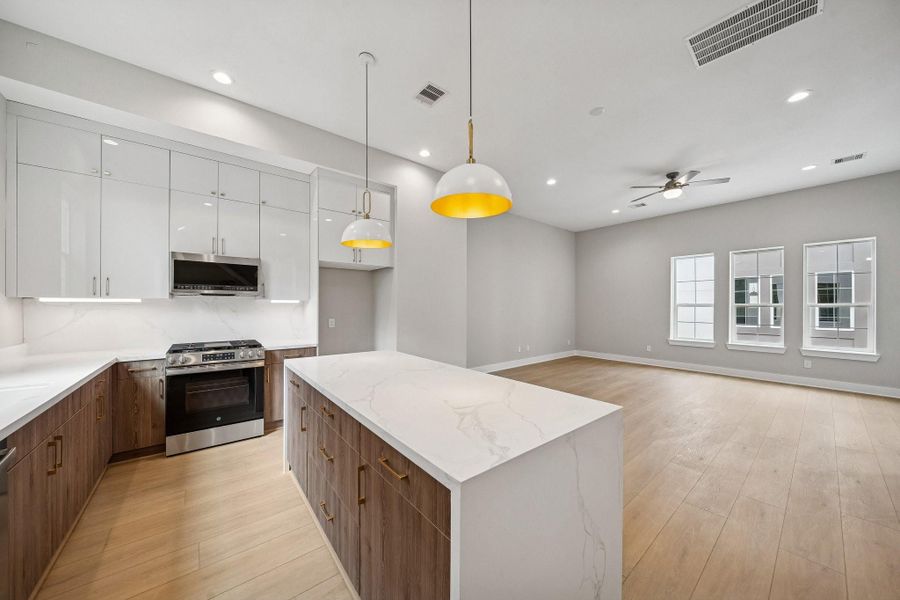 Furnished interior view inside a new home in , Houston (Image 8).