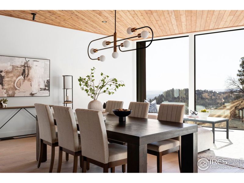 Dining room. Dining room.